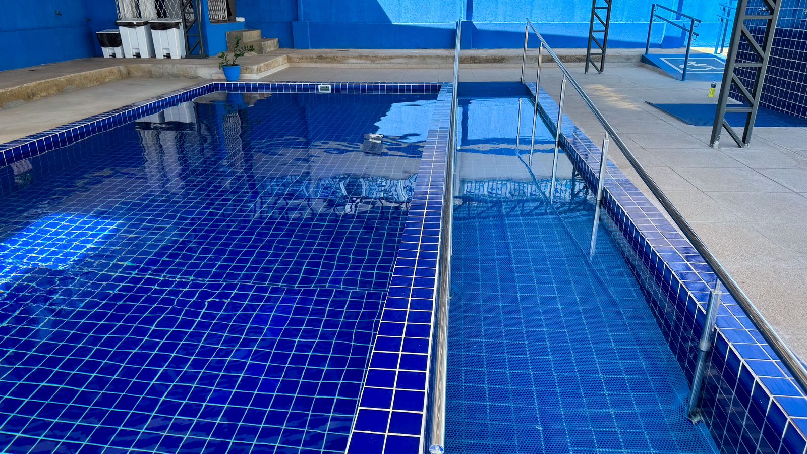 PREFEITURA DE MIGUEL ALVES ENTREGA PISCINA DE HIDROGINÁSTICA NO CENTRO DE FISIOTERAPIA